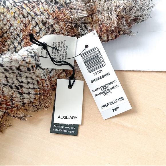 ARITZIA AUXILIARY Python Snakeskin Wool Blanket Scarf - Picture 2 of 3